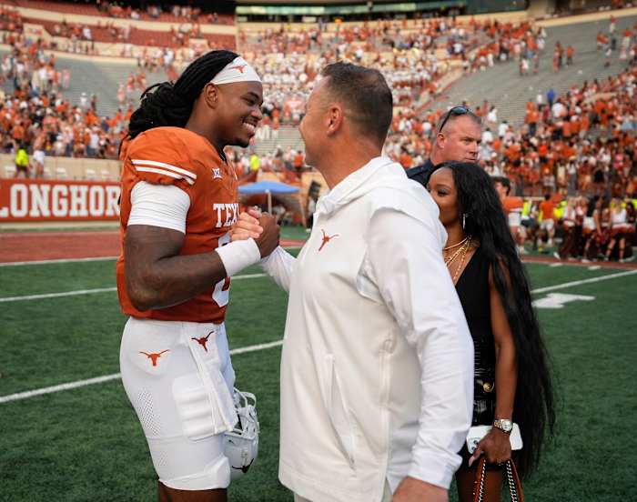 Texas Longhorns QB Maalik Murphy and head coach Steve Sarkisian